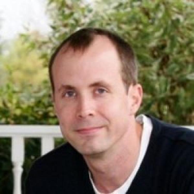 Dr.  Ian Janssen