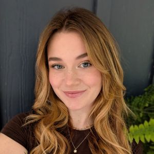  Nicole Breault